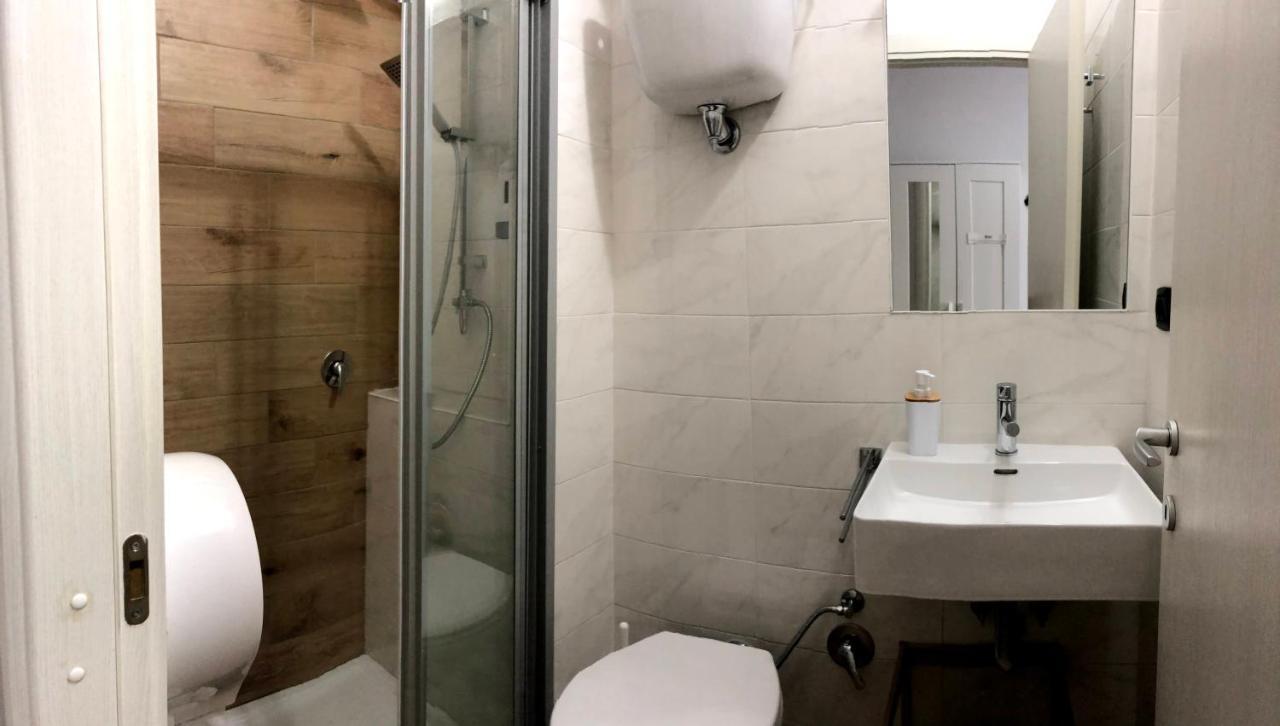 Avec Moi Roma Bed & Breakfast Dış mekan fotoğraf